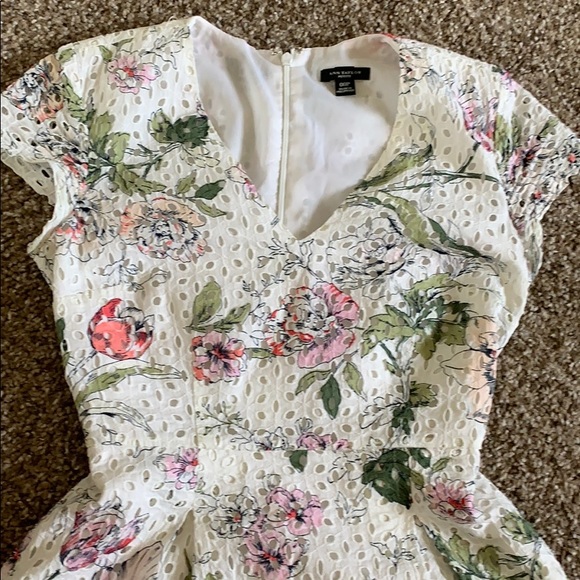 NWOT Ann Taylor Floral Eyelet Dress SZ 00P - Picture 5 of 5